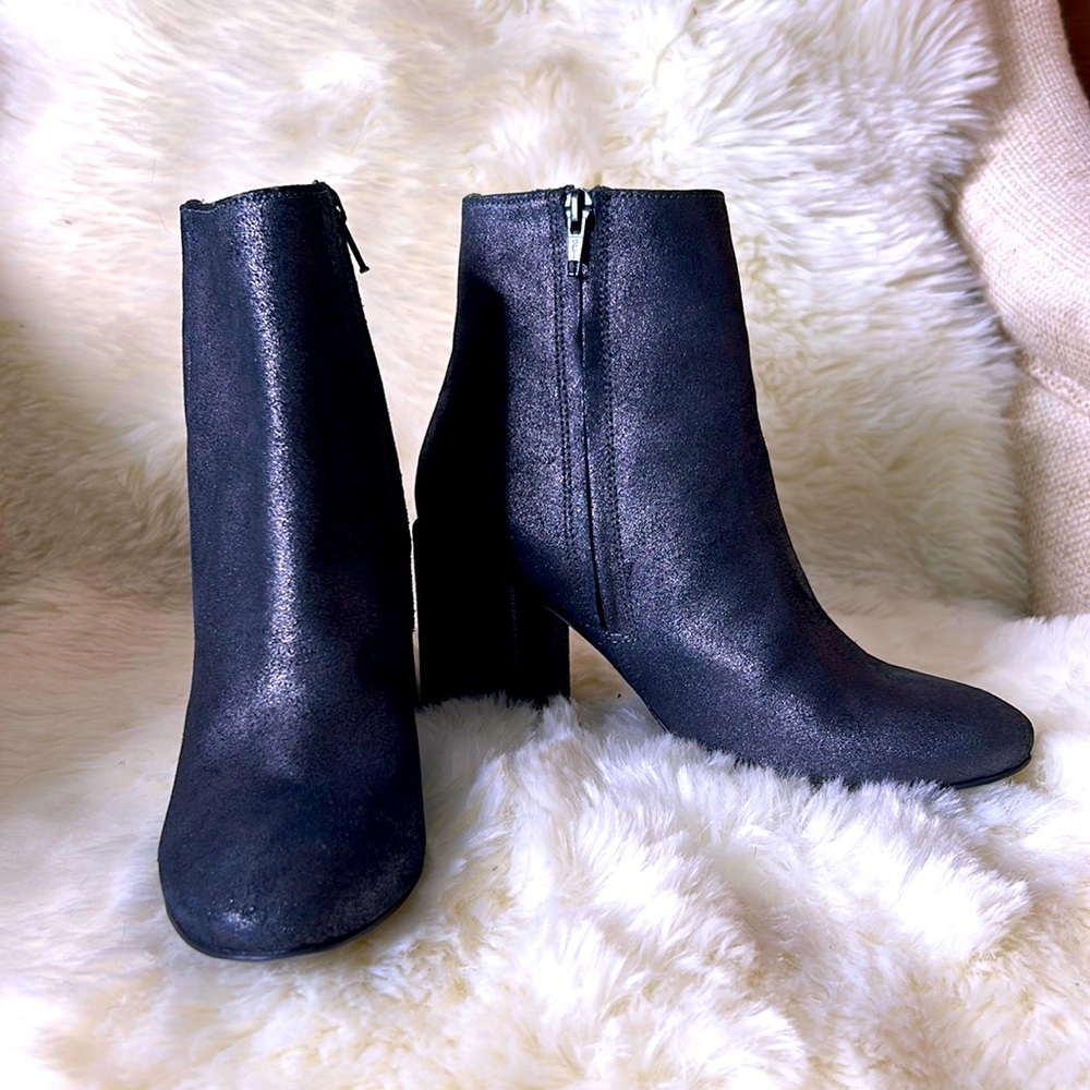 Barney’s leather block heal boots. Size 37/7